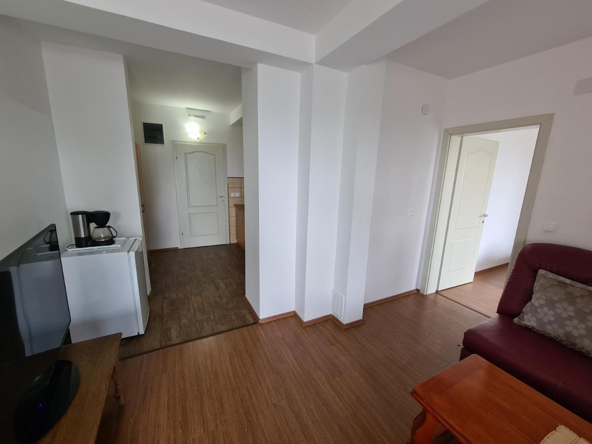 Restaurant & Apartments Lipa Peštani Zewnętrze zdjęcie